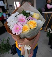 Букет цветов из:  Герберы, Розы и Хризантемы в Клементьево