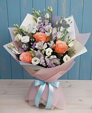 Букет цветов из:  Лизиантусы, Розы, Альстромерии и Гипсофила в Клементьево