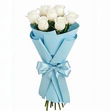 Букет 7 белых роз Проуд в Клементьево