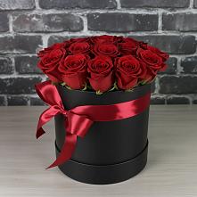 Цветочная композиция из Розы в шляпной коробке в Клементьево