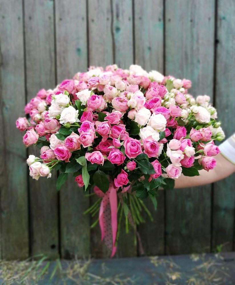 Букет Розовые кустовые розы Натали и Лав Лидия в Клементьево