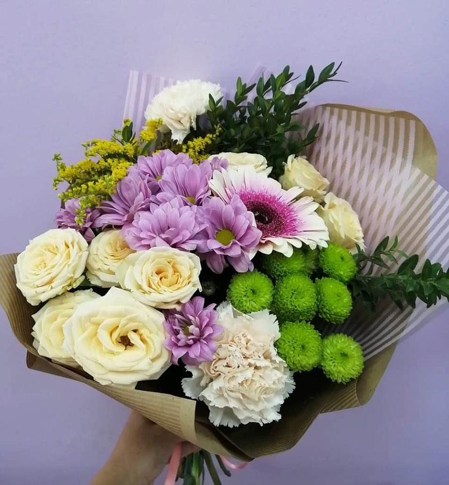 Букет цветов из: Хризантемы, Розы, Гвоздики и Герберы в Клементьево