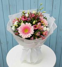 Букет цветов из:  Герберы, Альстромерии и Лизиантусы в Клементьево