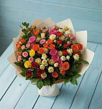 Букет Микс из разноцветных кустовых роз в Клементьево