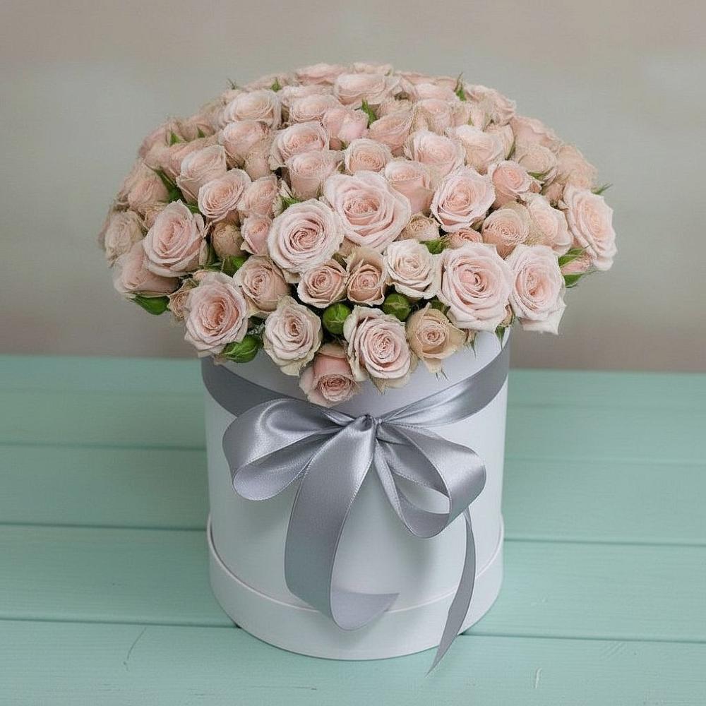 Цветочная композиция из Розы в шляпной коробке в Клементьево